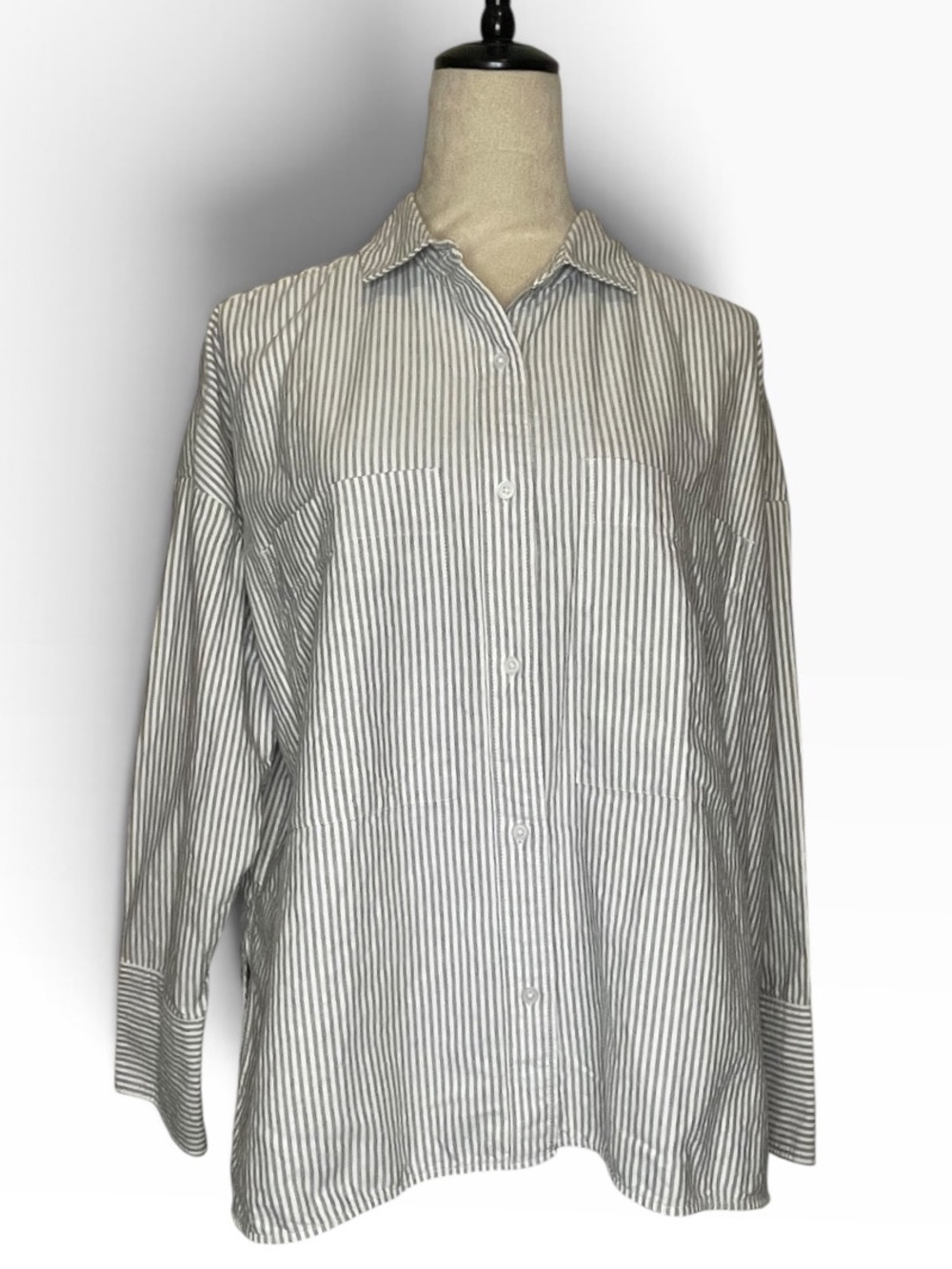 Everlane The Boxy Oxford Button-Down Shirt M